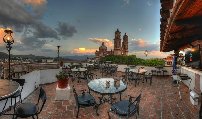 La Terraza Café Bar