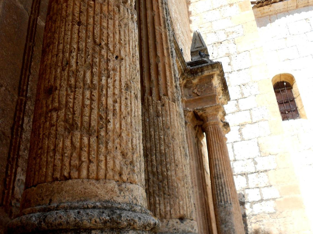 Iglesia de El Salvador景点图片