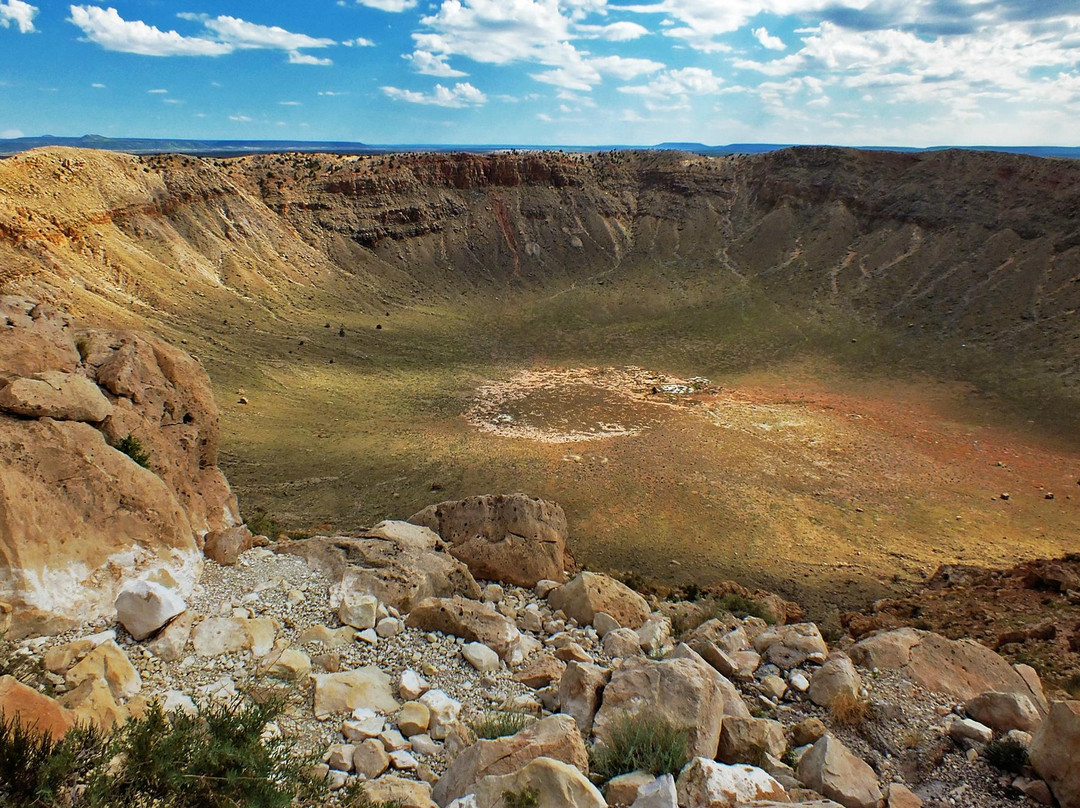 巴林杰陨石坑-温斯洛必去景点