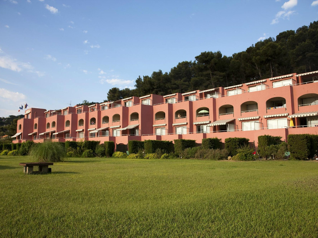 Saint-Mandrier-sur-Mer酒店住宿-Résidence Pierre & Vacances Les Jardins de la Côte d’Azur