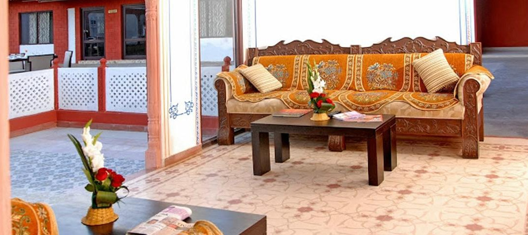 Vision Clarks Inn主图