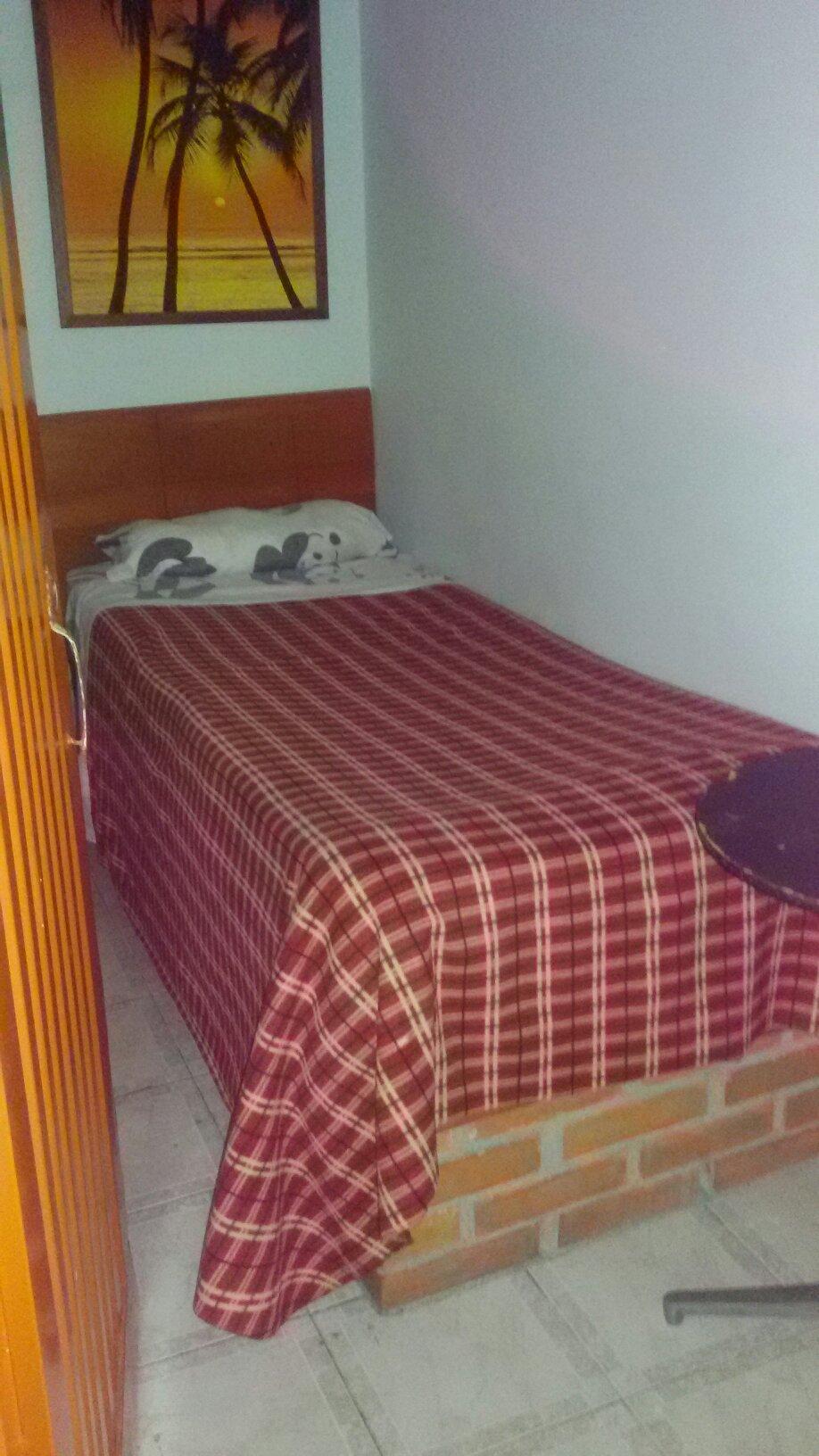 Hotel y Restaurante Los Cambulos-客卧