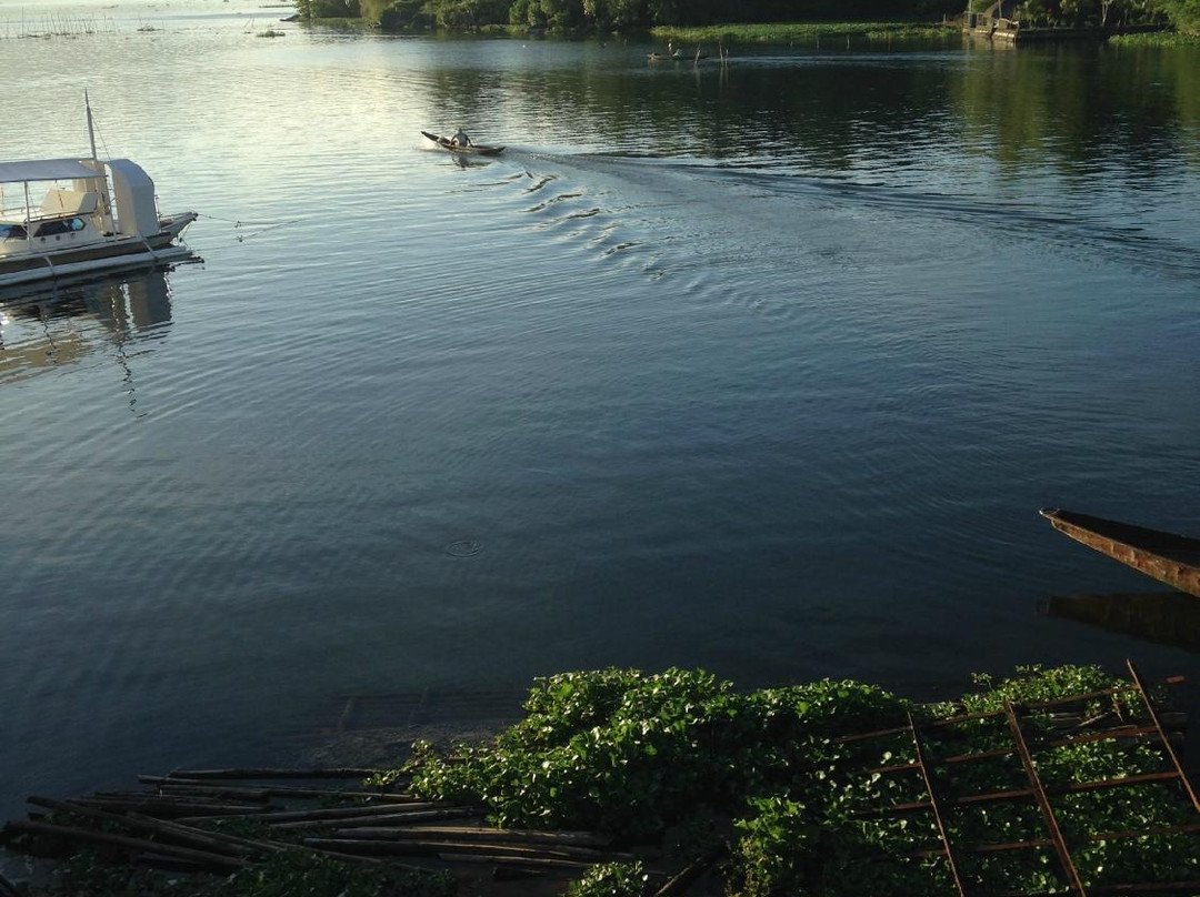 Lake Buhi Resort主图