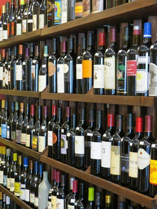 Wine Sellers of Saugatuck景点图片