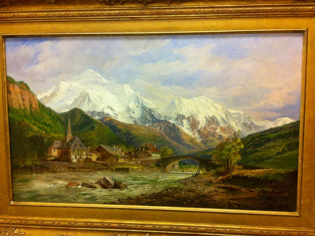 Vieux Pont de Saint Martin-萨朗什必去景点