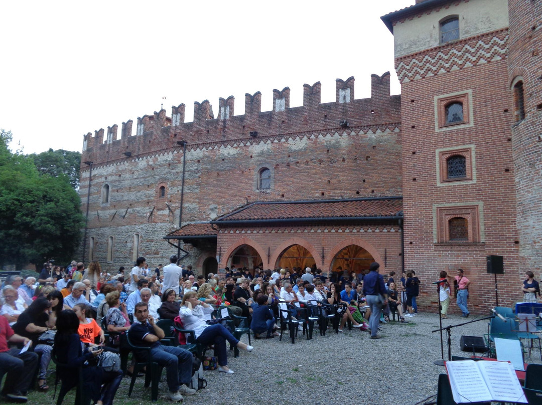 Castello di Malgra'-Rivarolo Canavese必去景点