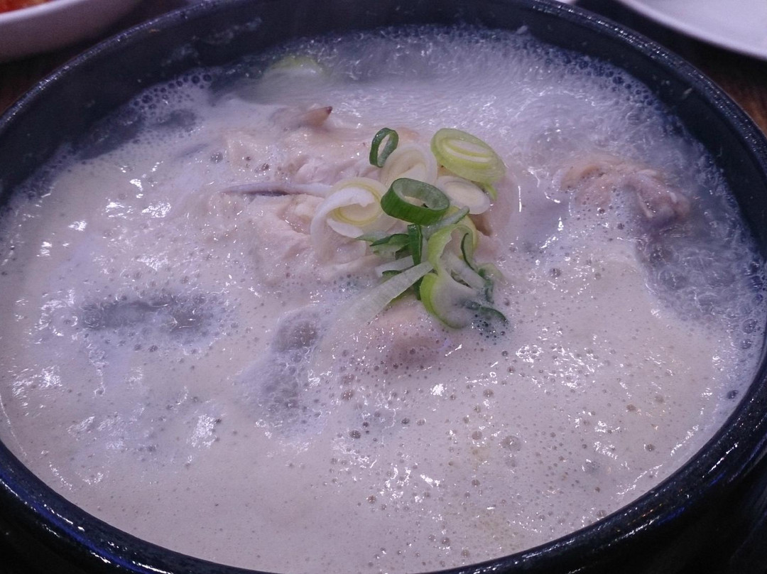 백년토종삼계탕