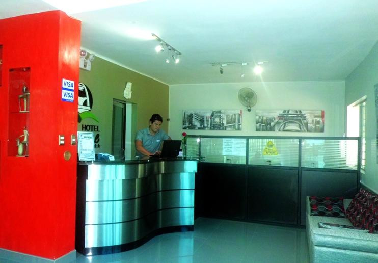 Hotel El Parque主图