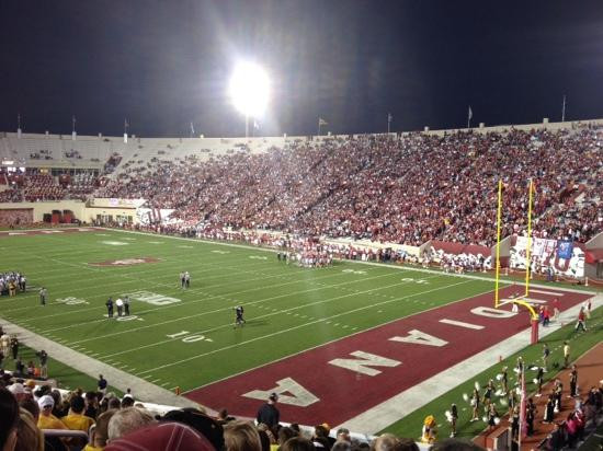 Indiana Memorial Stadium-布卢明顿必去景点