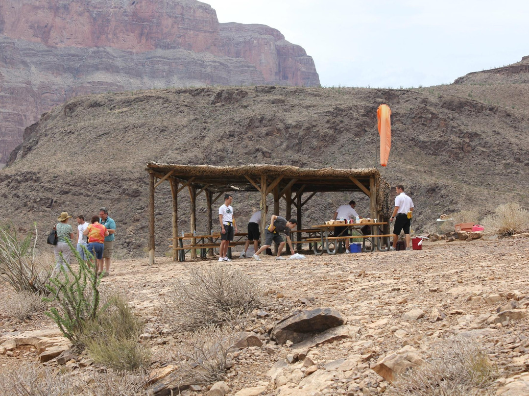 彩蝶大峡谷直升机旅游-博尔德城必去景点