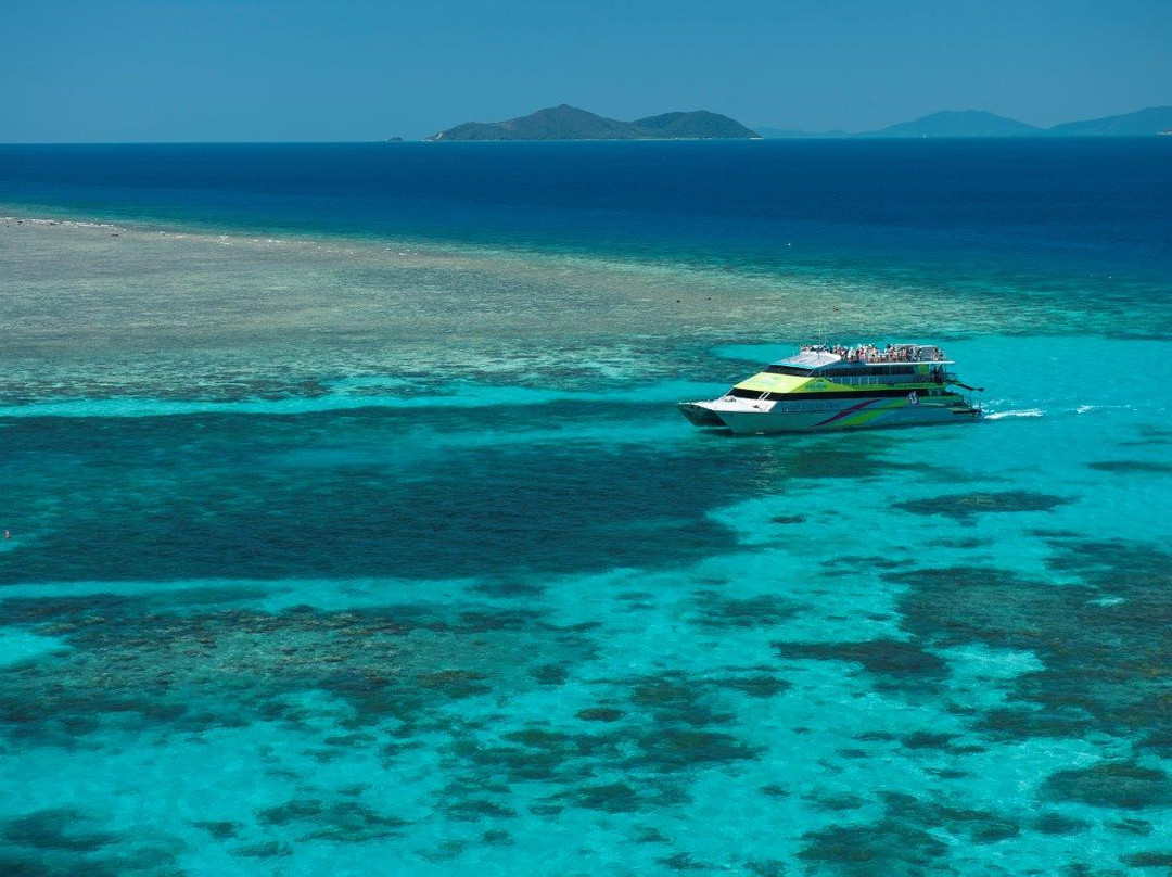 Big Cat Green Island Reef Cruises - Day Tour-凯恩斯必去景点