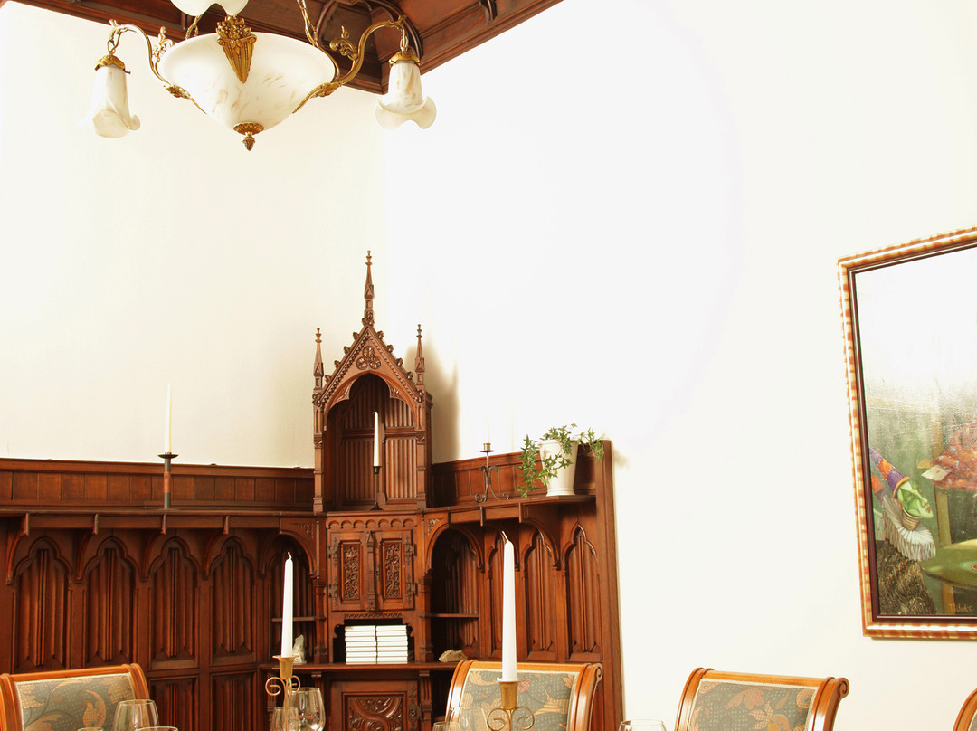 德尔别墅酒店主图