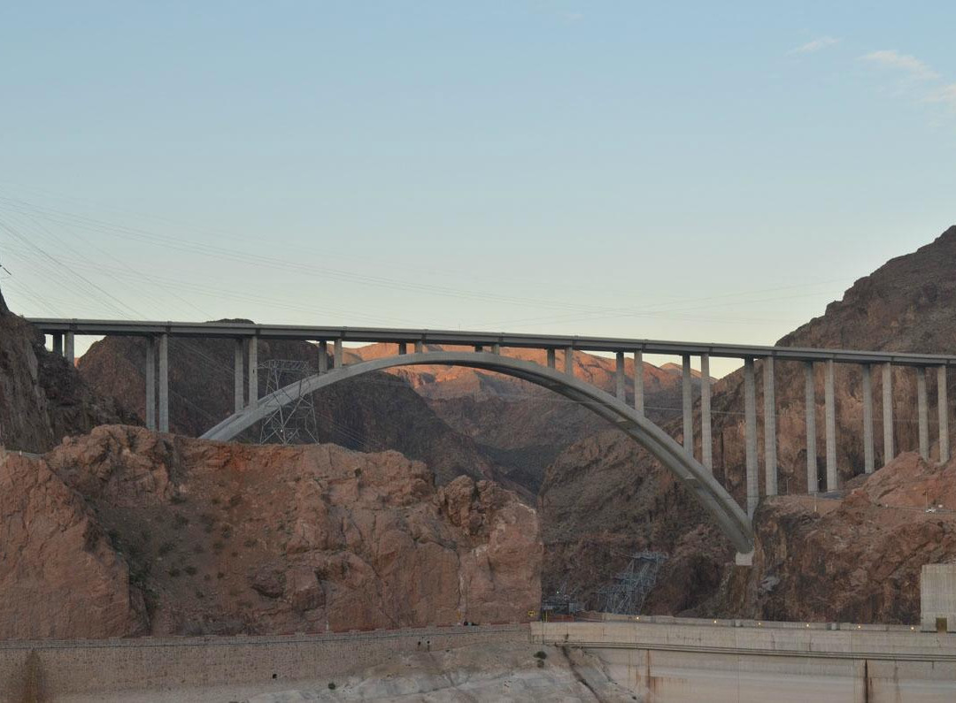 Bighorn Hummer Tours旅游团-拉斯维加斯必去景点