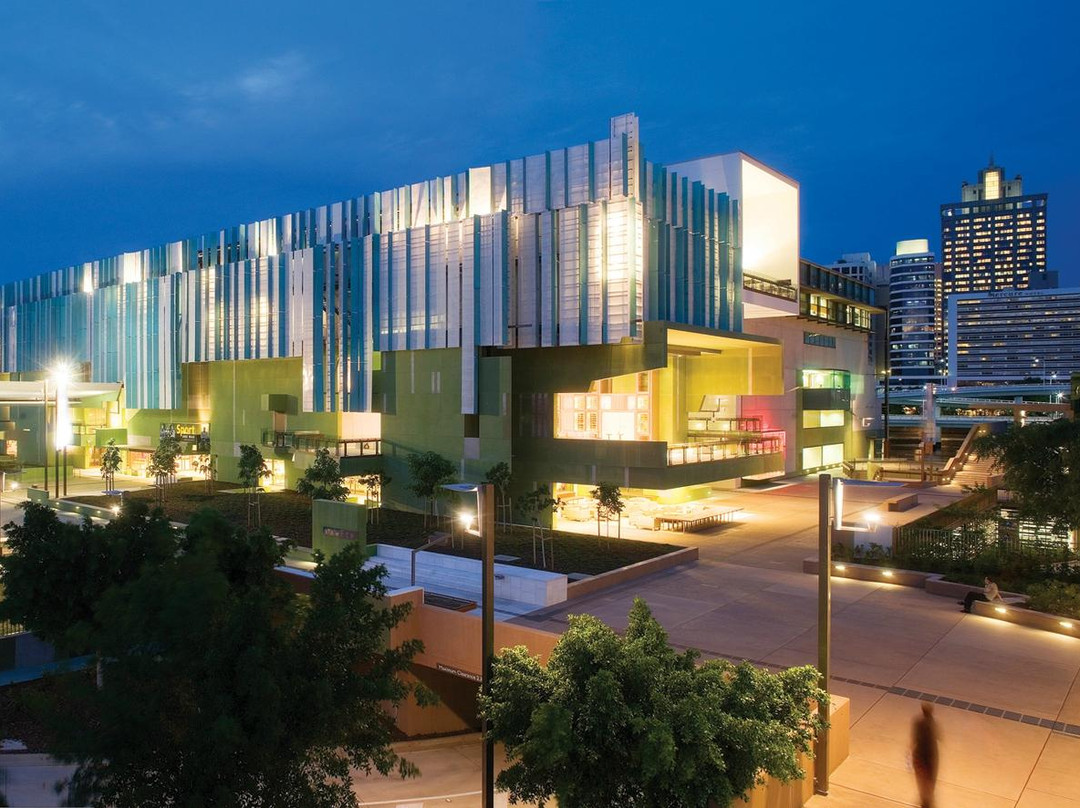 昆士兰州立图书馆-布里斯班必去景点