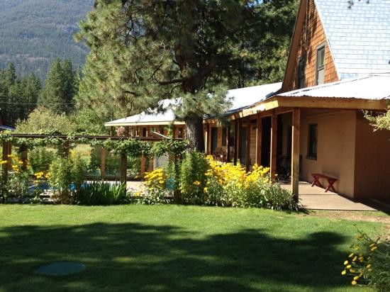 Mazama Ranch House