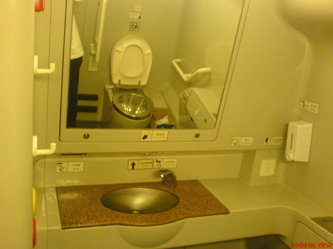 汉庭哈尔滨火车站酒店主图