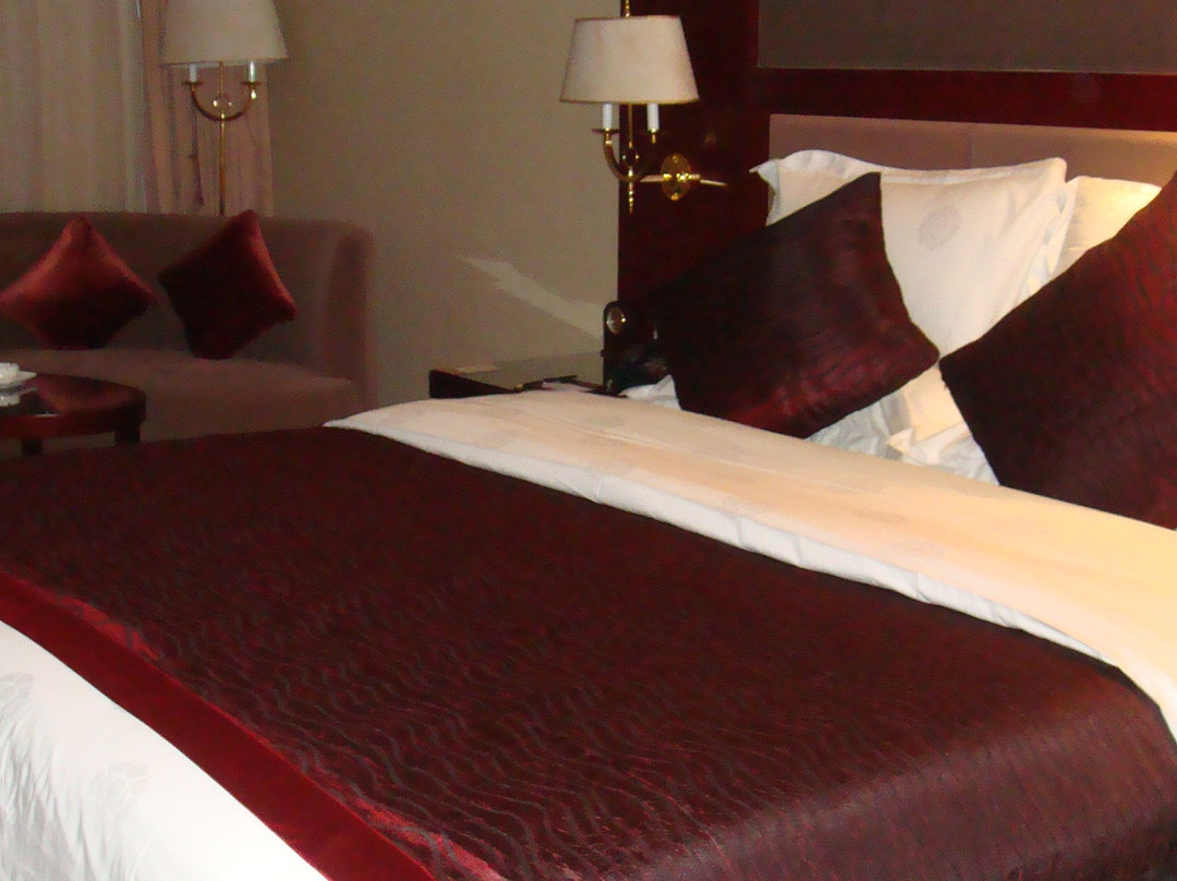 凯芙建国饭店主图