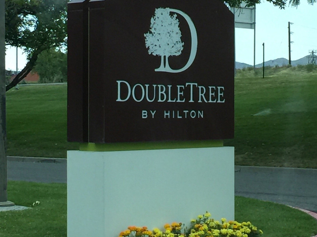 Bistro Bar & Grille, Double Tree