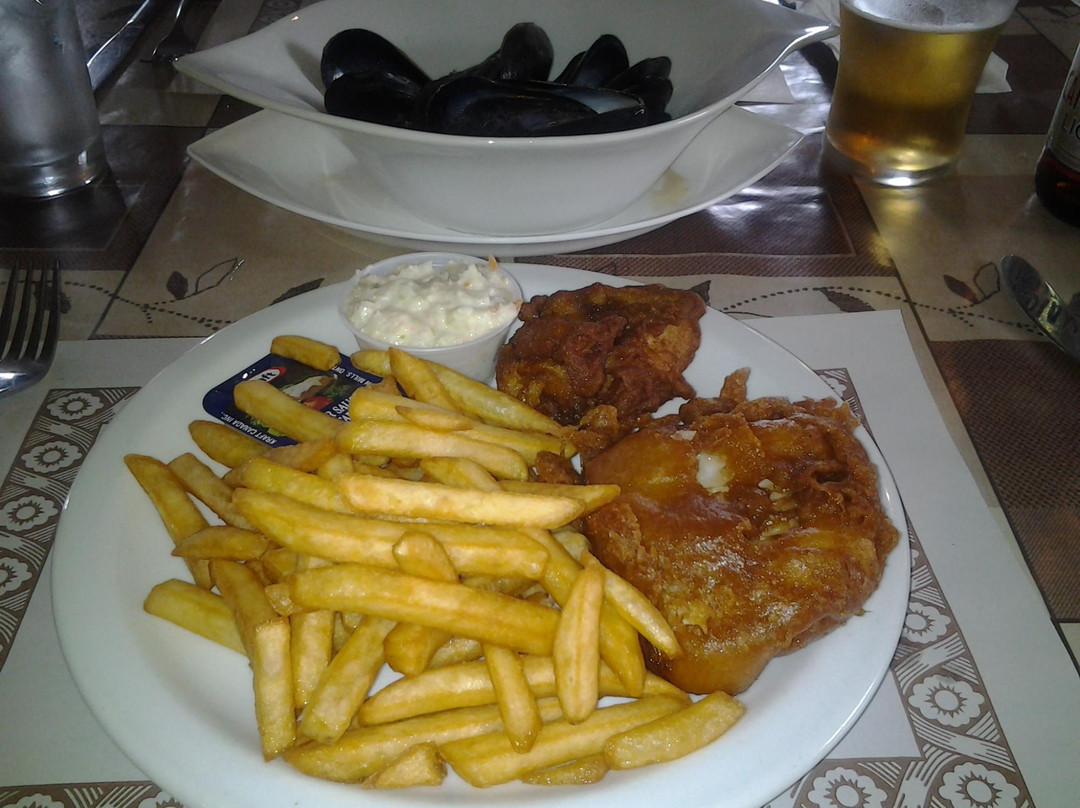 Musgrave Harbour餐馆和美食-Beaches Bar & Grill