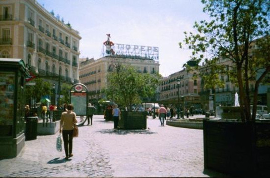太阳门广场-马德里必去景点