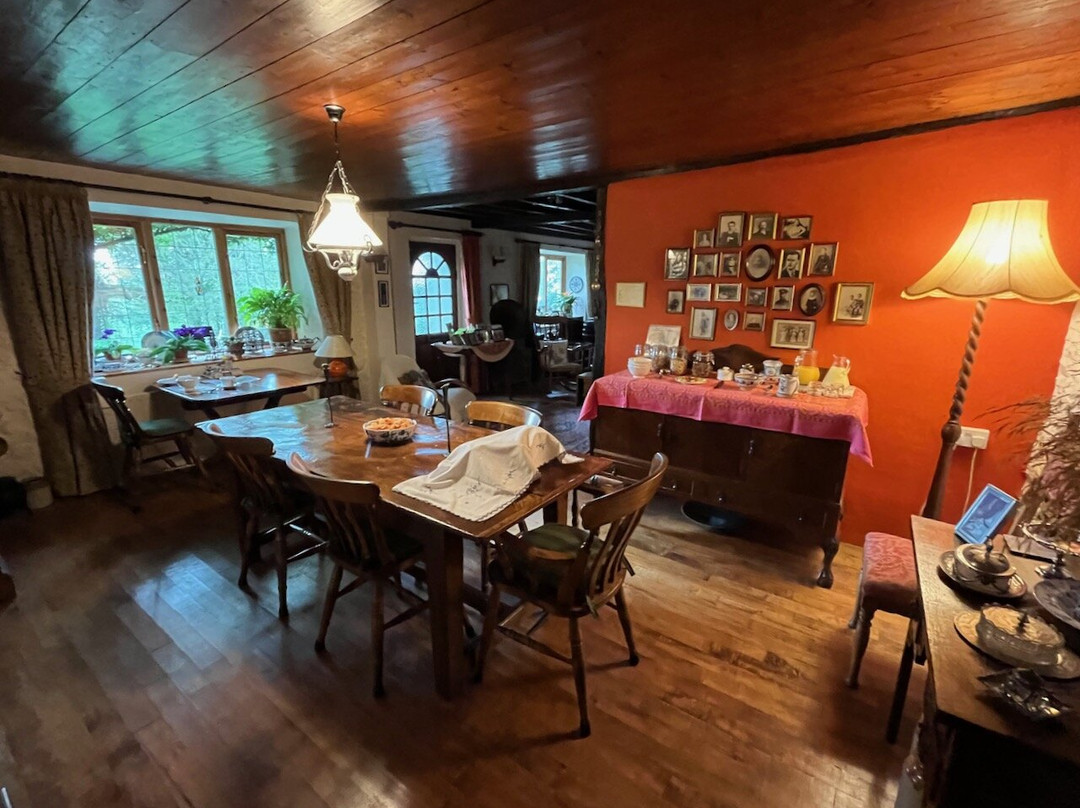 Allt y Golau Farmhouse主图