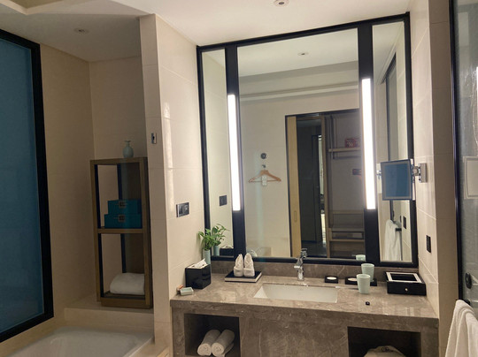 丹阳香逸大酒店主图