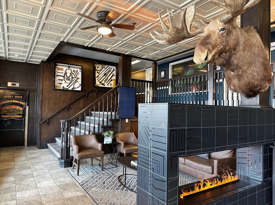 贝斯维斯特淘金酒店主图