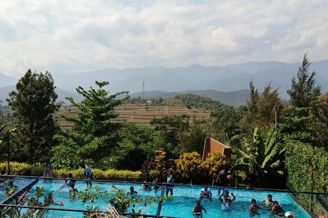 Oxy Valley Resorts主图