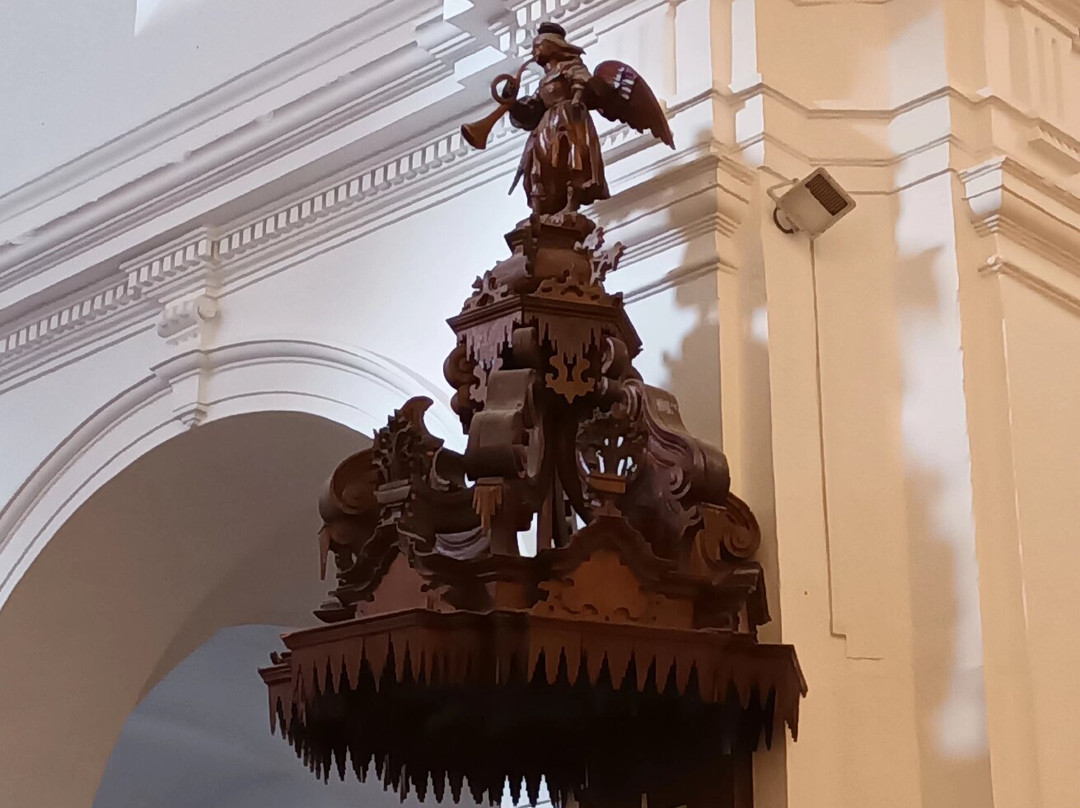 Santa Maria de la Mesa Church-萨阿拉必去景点