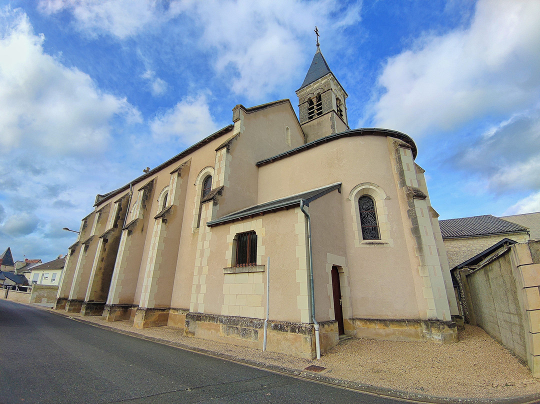 Eglise Notre-Dame-Immaculée à Port-de-Piles景点图片