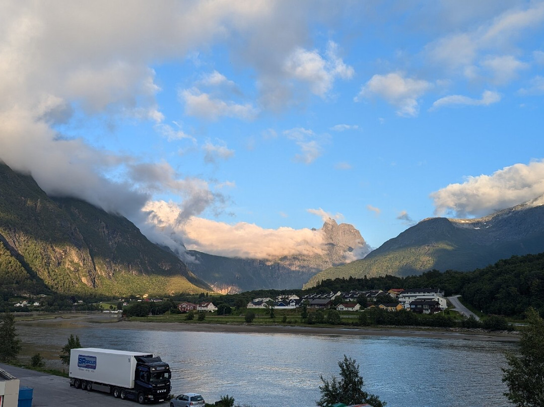 Frichs Ekspress Andalsnes
