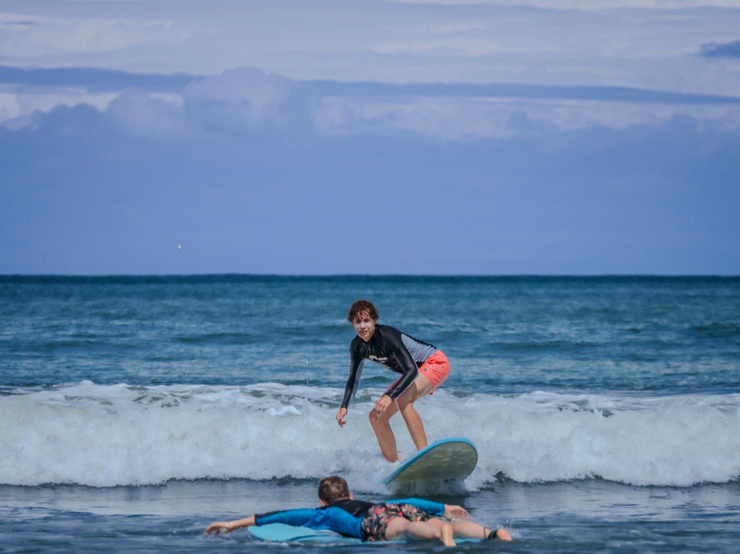 Hermosa Riders Surf School景点图片