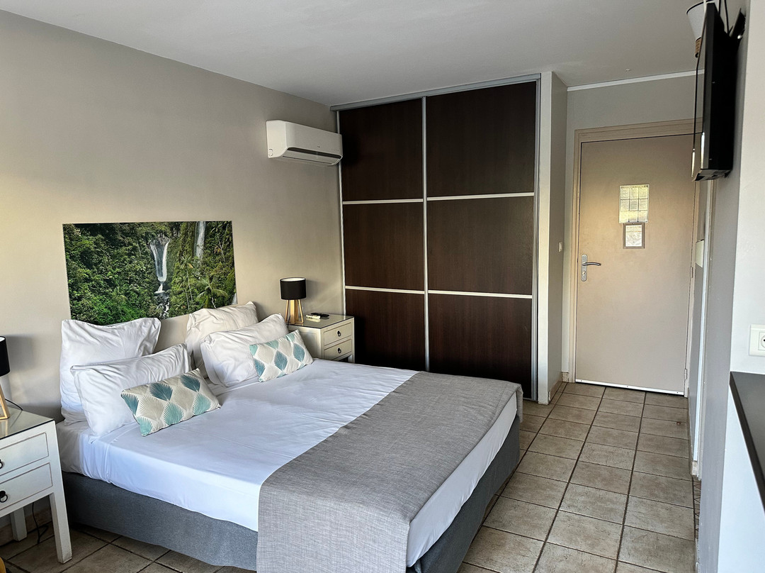 Hotel Les Creoles主图