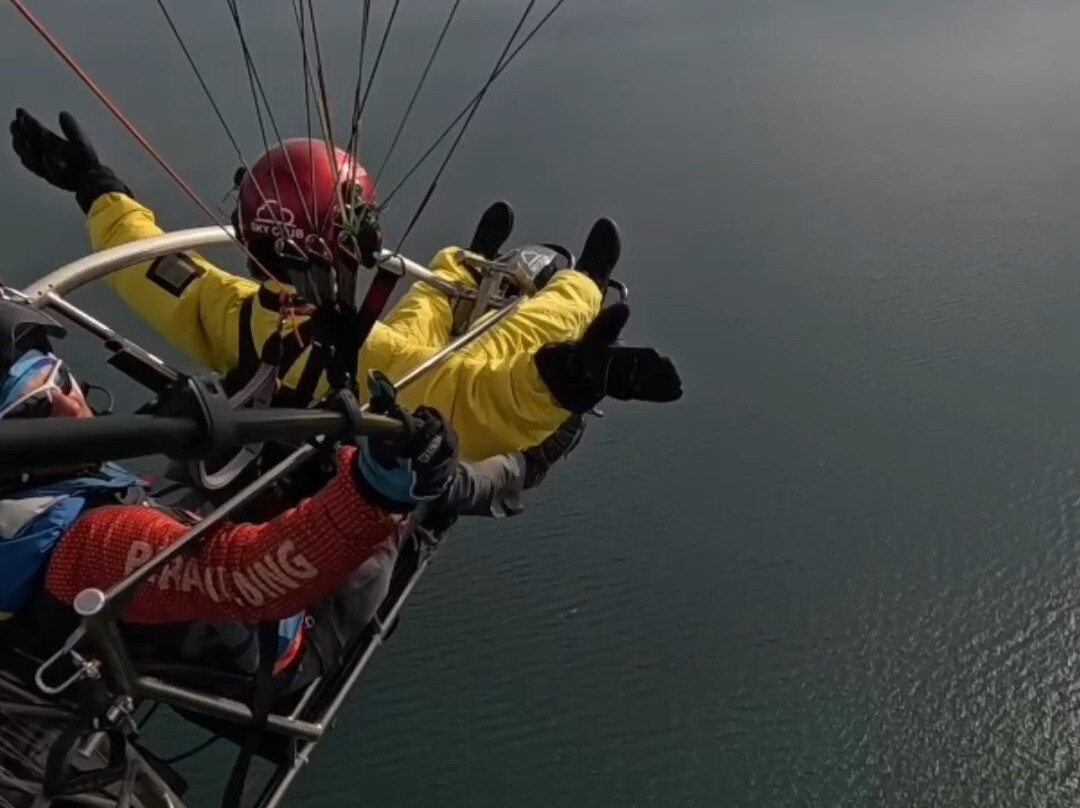 Paragliding in Armenia-埃里温必去景点