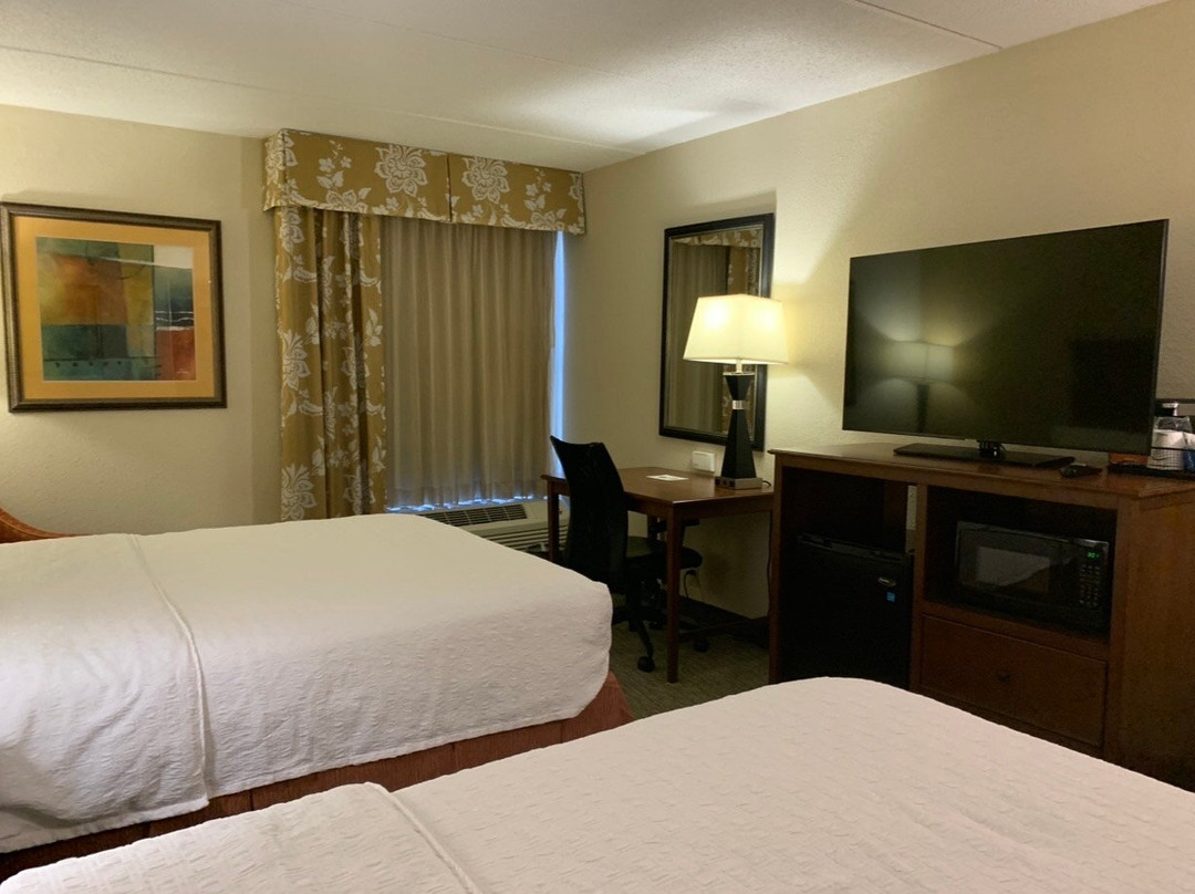 Hampton Inn Raleigh Durham Airport主图