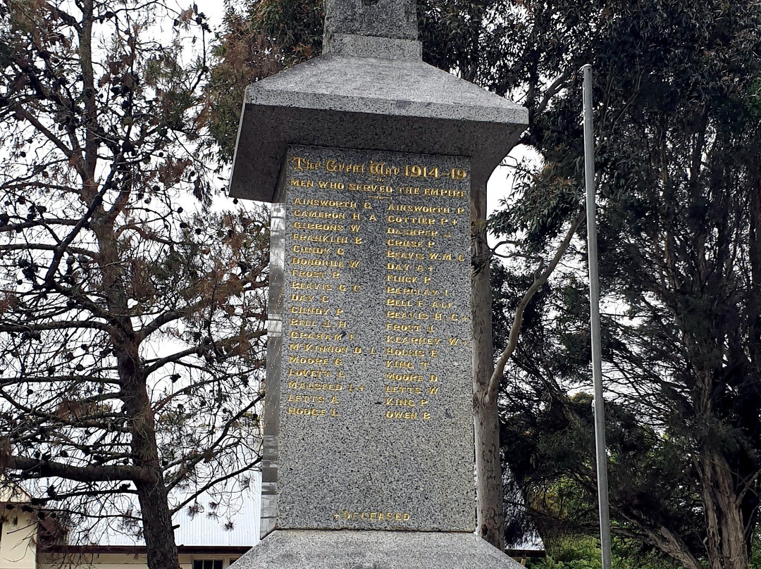 Heywood War Memorial景点图片