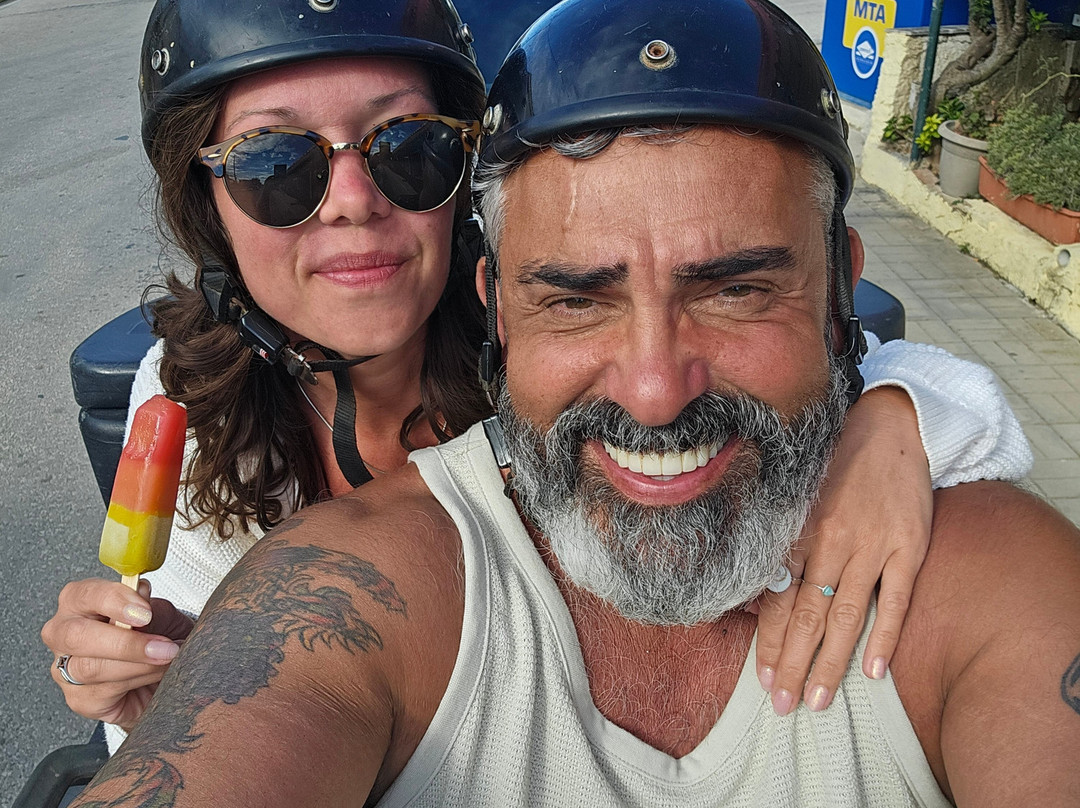 Georges bikes-Agios Georgios必去景点