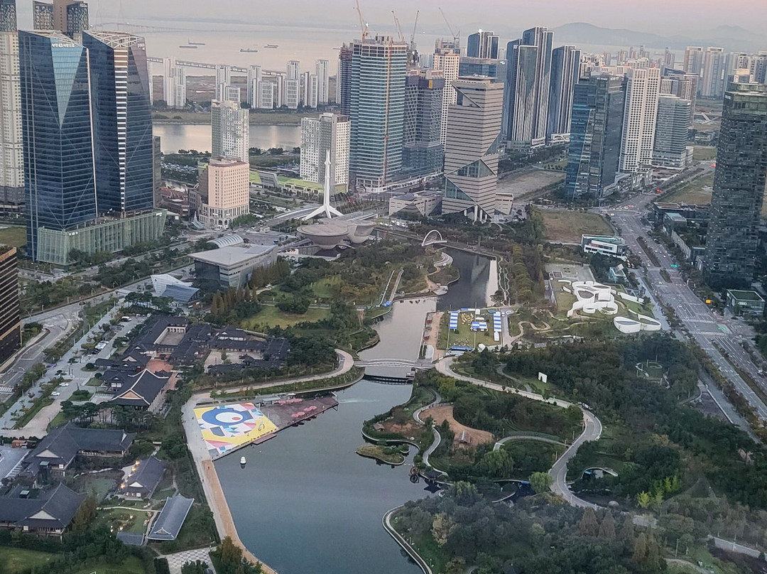 仁川奥克伍德豪景酒店主图