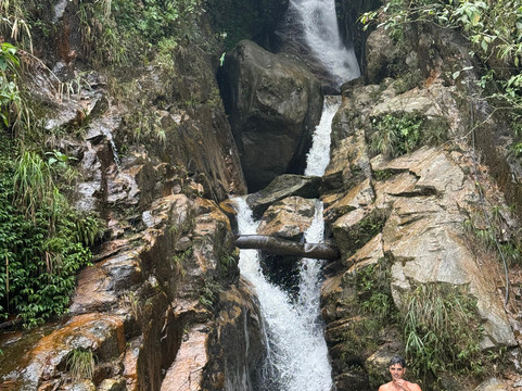 Trekking guide Show Sapa-沙巴必去景点