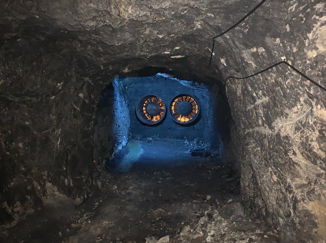 Asphalt Mines-Travers必去景点