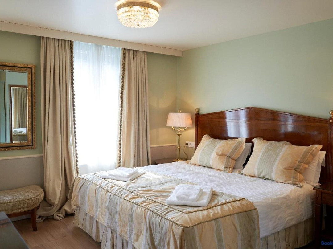 Hotel Les Contes de Bruyeres