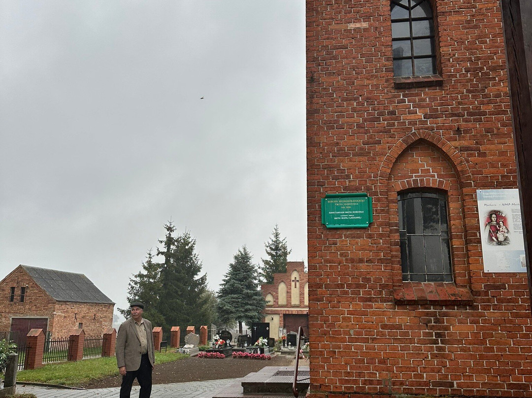 Church St. Lawrence-Warlubie必去景点