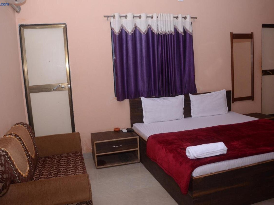 Hotel Yadunandan