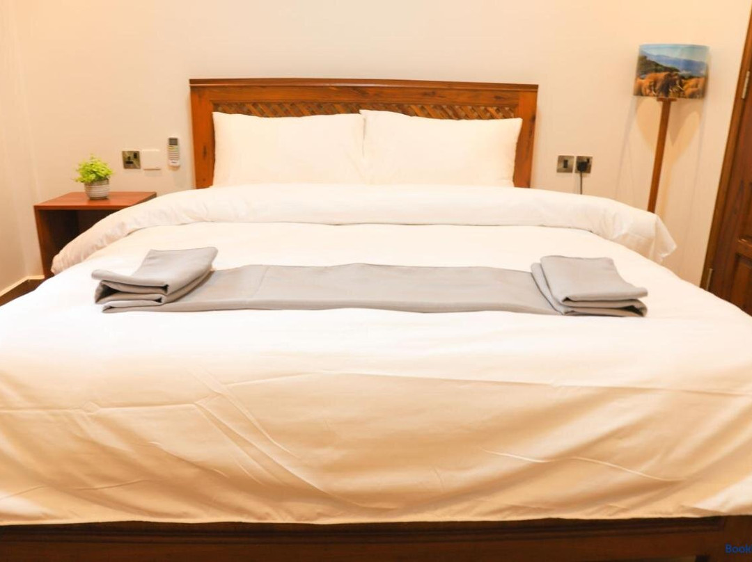 River House Lodge International