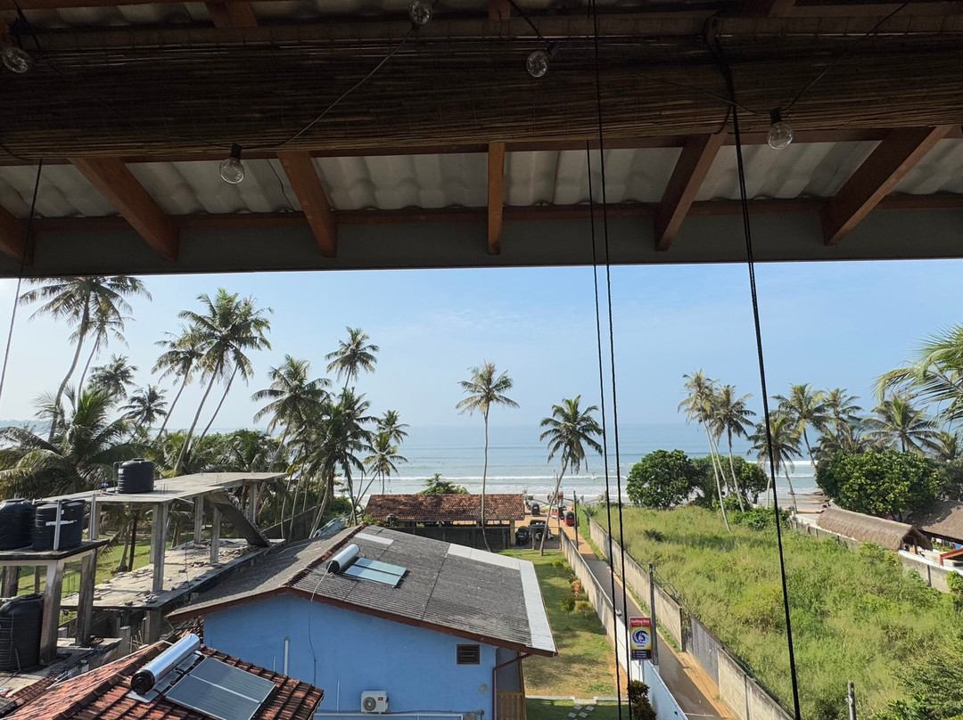 Lucky's Surf School & Surf Camp-瓦勒迦玛必去景点