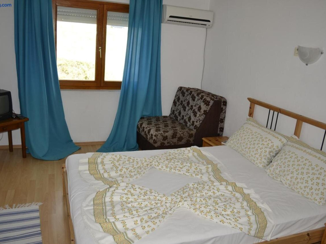 Guest House Morski Val