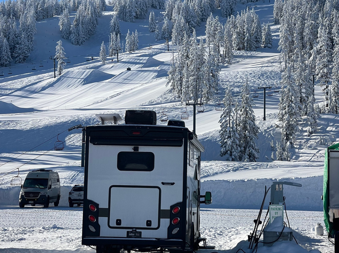 Mt. Bachelor Ski Area-本德必去景点