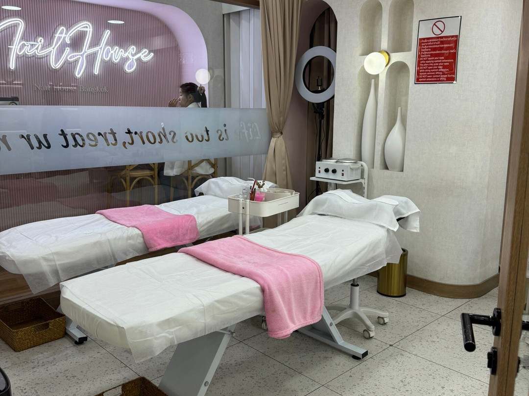 Nail House Bangkok