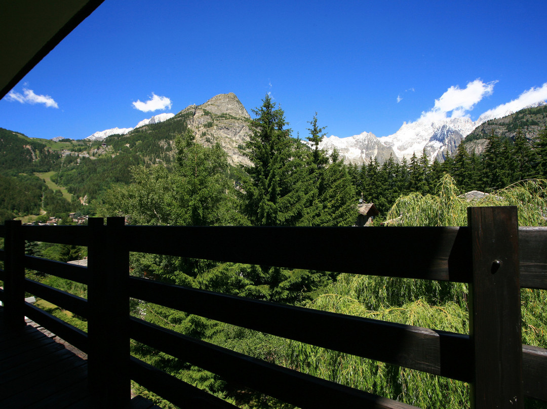 莱斯朱美奥克斯多米纳家庭酒店主图