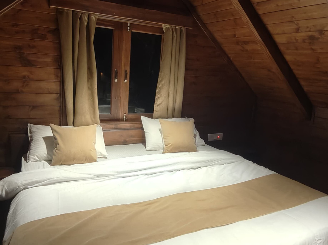 Lake Pleasant Cottage & Restaurant主图